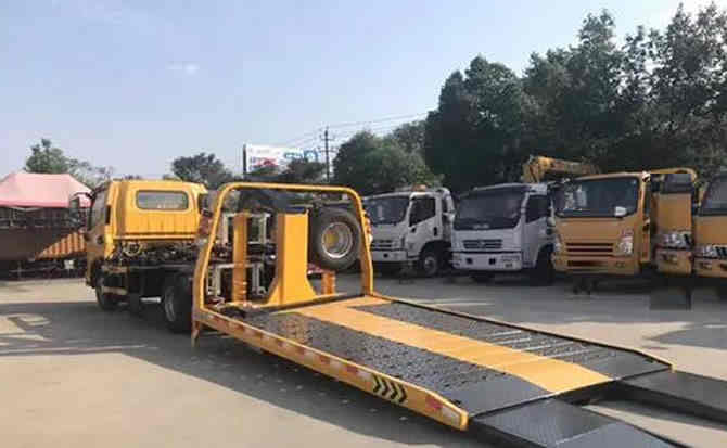 余干汽车中途维修案例